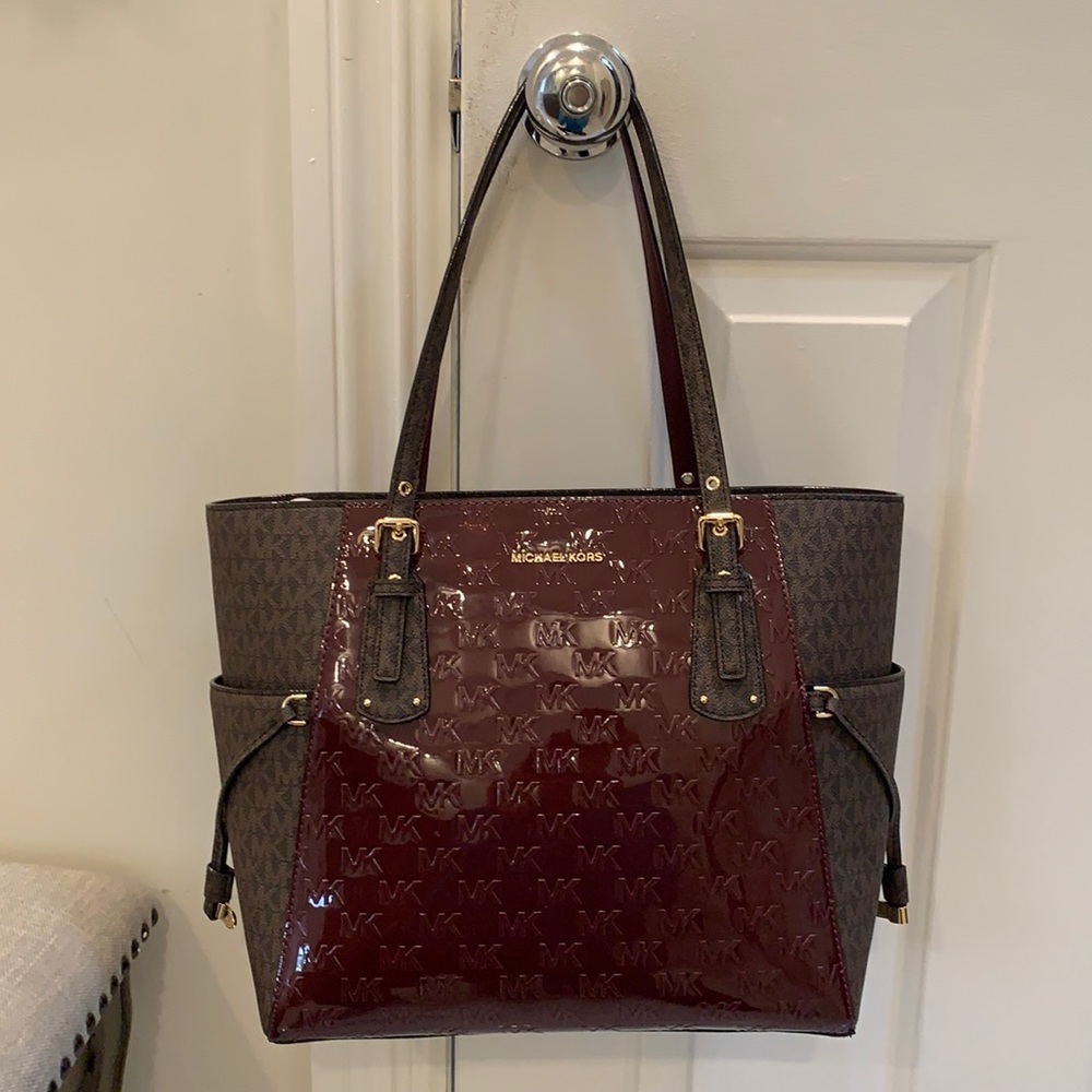 Michael Kors voyager tote brown and Merlot